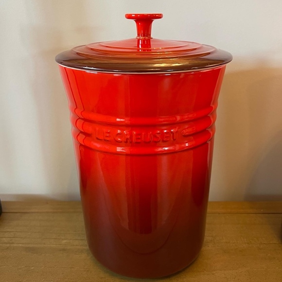 Cherry/Cerise Le Creuset Canister Set - Picture 2 of 7